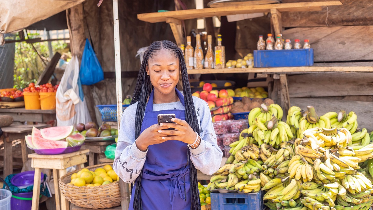 The ECOWAS strategy aims to include digitally vulnerable groups such as women, youth, people with disabilities and informal cross-border traders in e-commerce. 